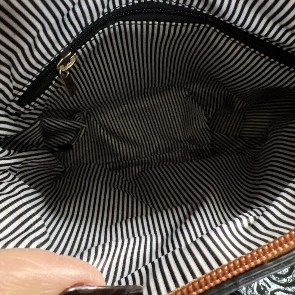 Deluxity Los Angeles Small Bumblebee Crossbody Bag Tan/Black NWT - Picture 6 of 7